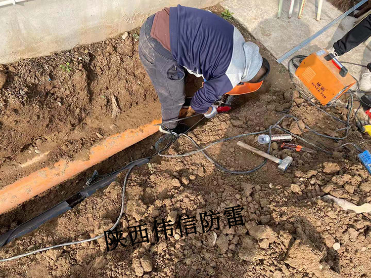 陜西嘉禾藥業(yè)防雷接地項(xiàng)目現(xiàn)場3