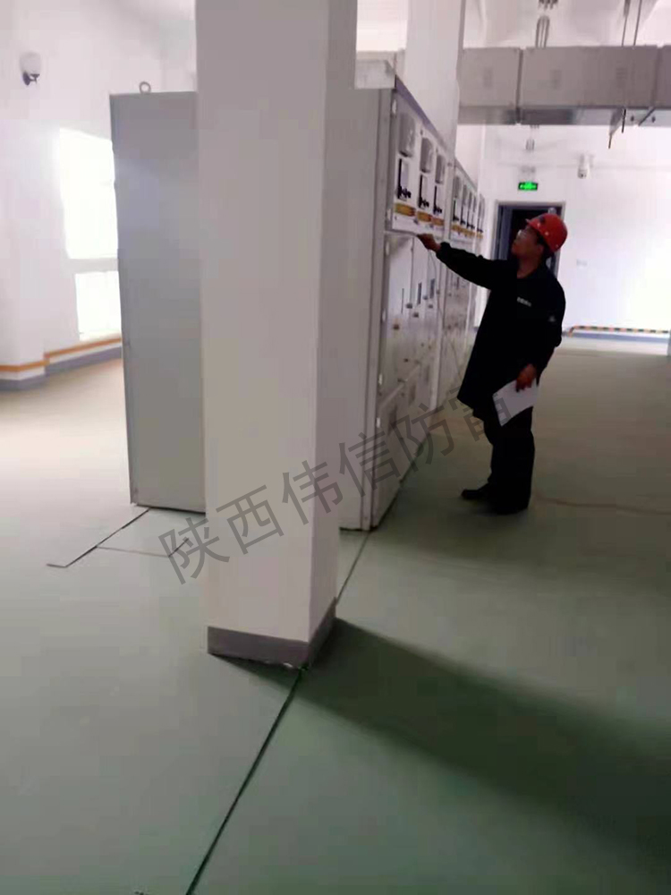 陜西萬(wàn)銀科技廠(chǎng)區(qū)防雷檢測(cè)現(xiàn)場(chǎng)圖2
