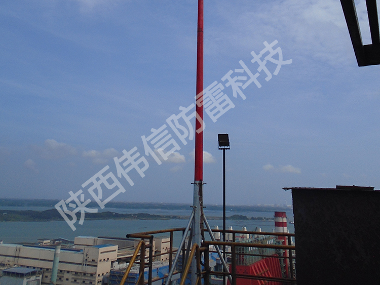 16米玻璃鋼避雷針，工廠專用抗干擾防側(cè)擊絕緣避雷針產(chǎn)品展示一
