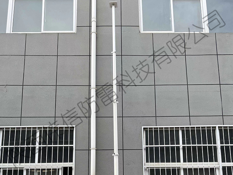 23米車載升降桅桿，手動(dòng)升降桅桿，高位升降桅桿